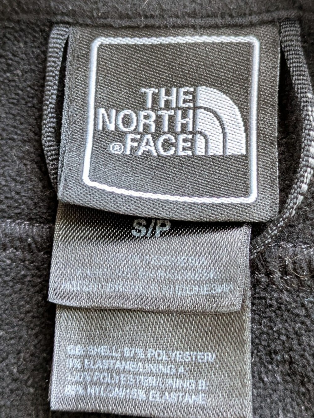 The North Face Winter Jacket w/Multiple Pockets- S - Picture 3 of 7